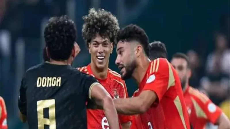 نجم الاهلي السابق يشن هجوما على إمام عاشور بسبب السوبر