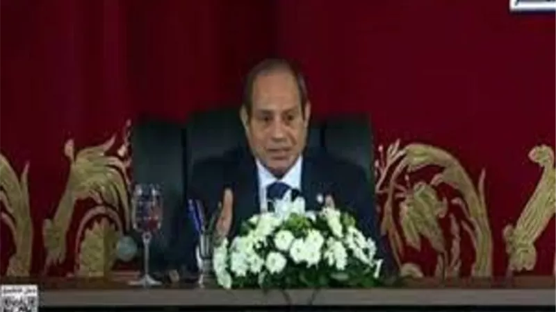 السيسي: سيارات ذوي الهمم كلفتنا 20 مليارا جمارك.. واستفاد منها 12% فقط من مستحقيها