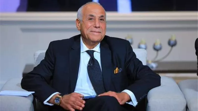 حسين لبيب يكشف تطورات موقف أحمد سيد زيزو من الاستمرار مع الزمالك