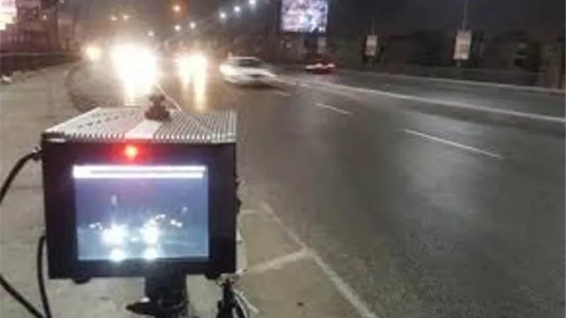 1167 سيارة تسير بسرعات جنونية يلتقطها رادار المرور فى 24 ساعة