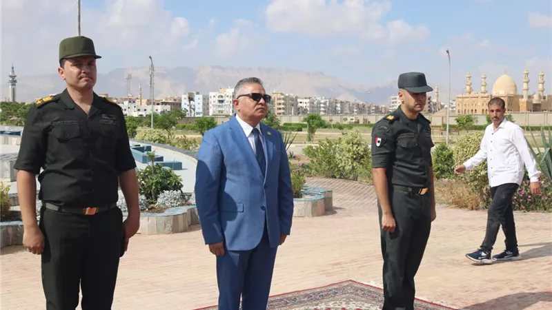 رئيس جامعة السويس: لدينا مسارات اكاديمية متطورة تؤهل الخريجين للمنافسة