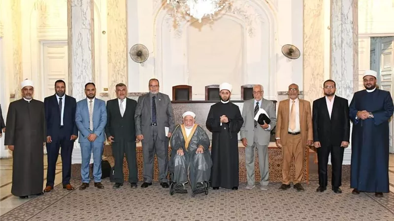 وزير الأوقاف يجتمع بلجنة السنة والسيرة النبوية والشؤن الإسلامية