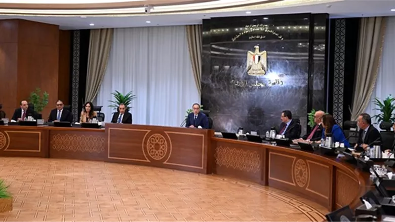مدبولي: التحول من الدعم العيني للنقدي.. ملف تم توجيهه للحوار الوطني