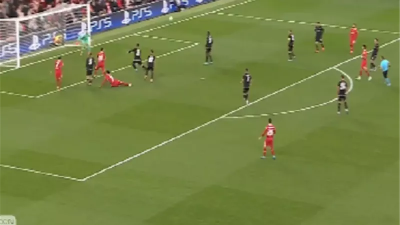 شاهد .. هدف ليفربول بأسيست من محمد صلاح