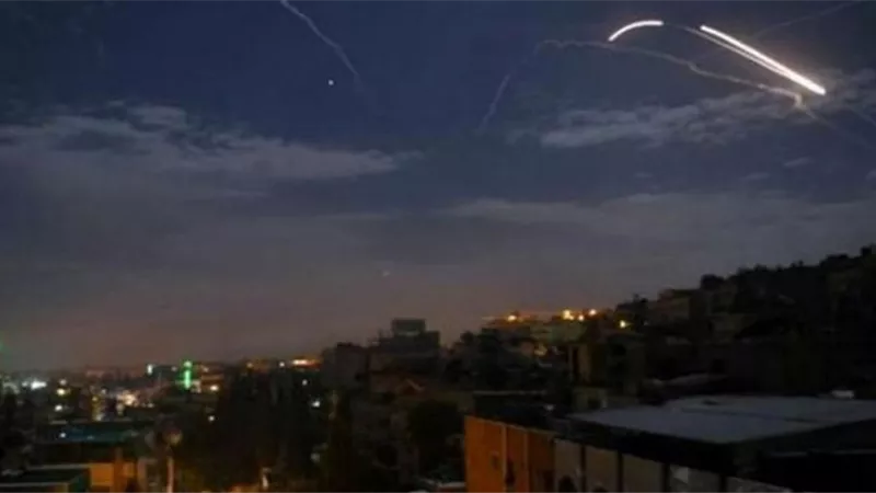 إعلام سوري: سماع صوت انفجارات في اللاذقية وطرطوس غربي البلاد