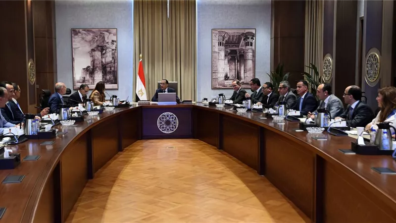 رئيس الوزراء يتابع ترتيبات استضافة الدورة ال12 للمنتدى الحضري العالمي