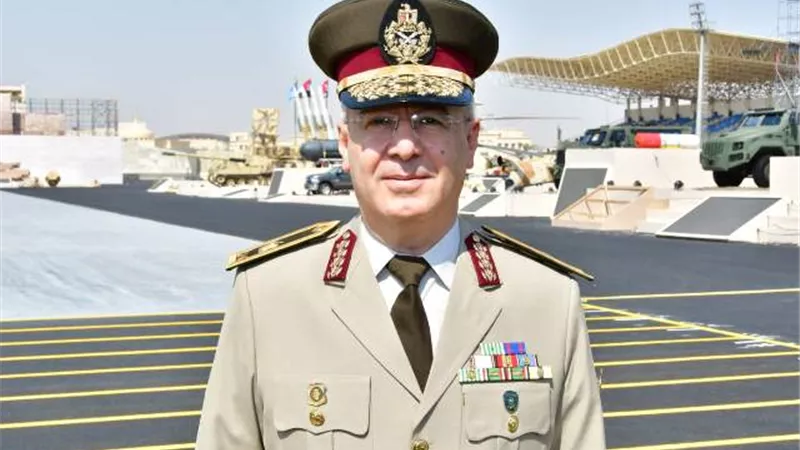 اللواء طبيب أيمن محمد شوقي: هدفنا تأهيل ضباط أطباء أكفاء يتمتعون بمستوى متميز من التعليم الطبي