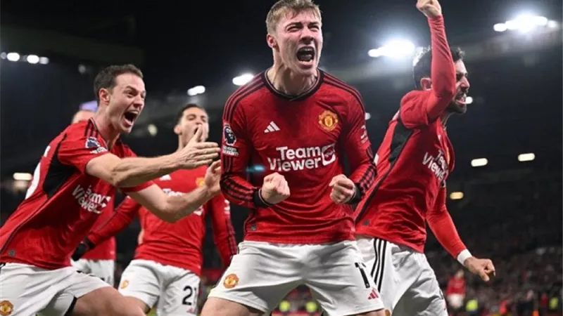 تشكيل مانشستر يونايتد أمام بورتو الليلة فى الدوري الأوروبي
