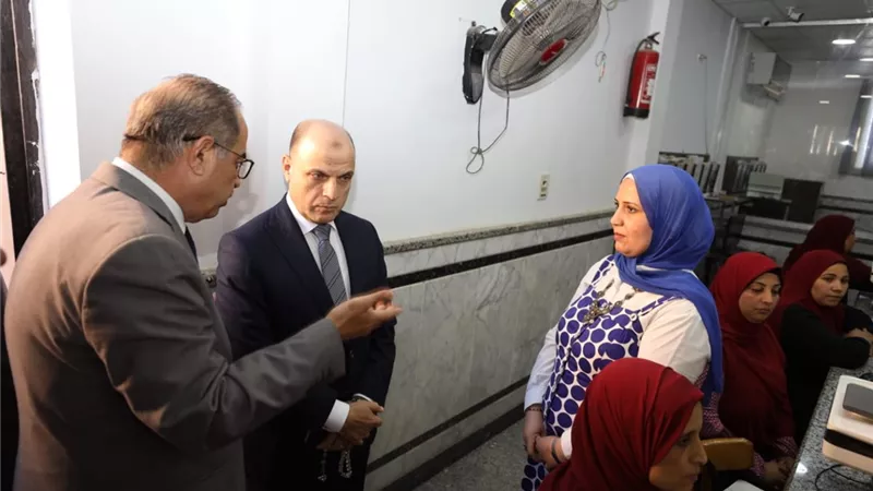 محافظ كفرالشيخ يتفقد المركز التكنولوجي لخدمة المواطنين بفوه