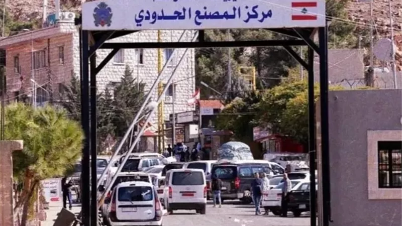 غارة للاحتلال تستهدف محيط معبر المصنع الحدودي بين لبنان وسوريا