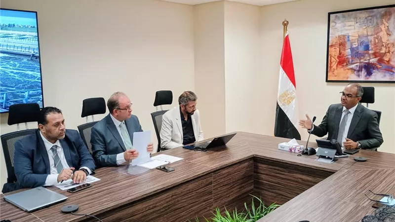 الإسكان : خطط مستقبلية لتحلية المياه بالشراكة مع القطاع الخاص