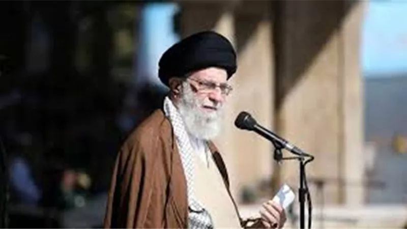 المرشد الإيراني: لكل شعب الحق في الدفاع عن أرضه ضد المحتلين