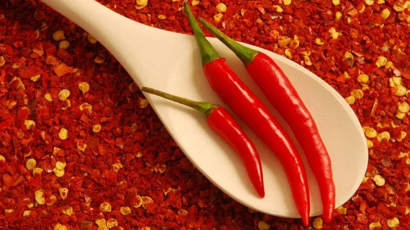 طرق سريعة للتخلص من آثار الفلفل الحار على اليدين