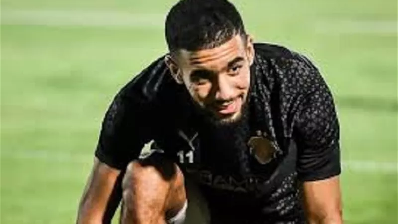 الأهلي.. إحالة تصريحات القندوسي للشئون القانونية واستدعاء اللاعب