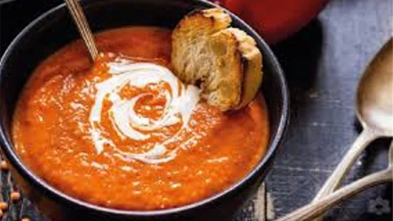 شوربة الطماطم المحمصة بمذاق شهى