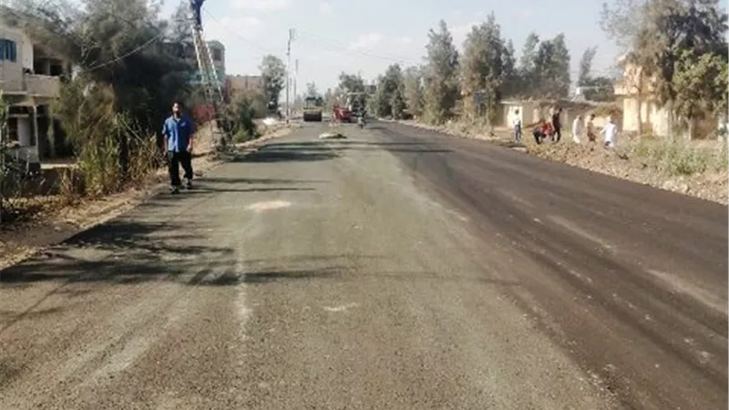 رصف طريق سعود صان الحجر بطول 26 كم بالشرقية