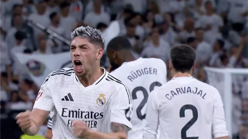 صاروخية فالفيردي تسجل هدف ريال مدريد الأول ضد فياريال .. فيديو