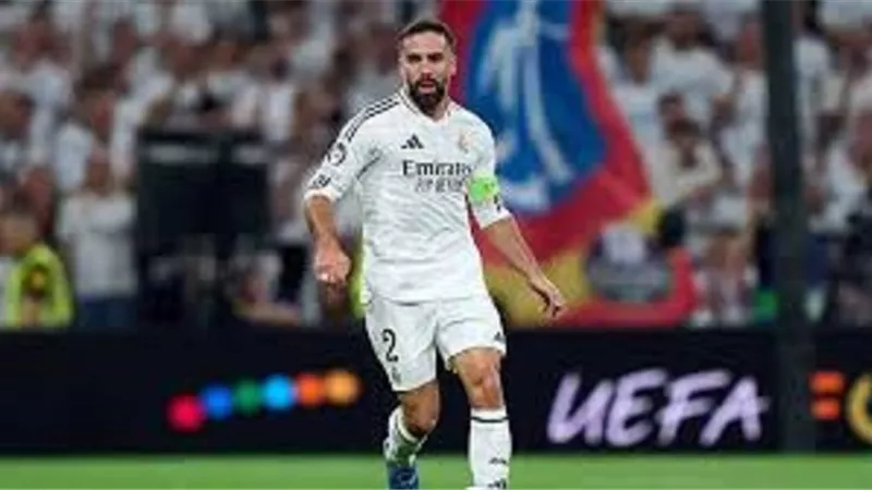 إصابة كارفخال تجبر ريال مدريد على تغير سياسته