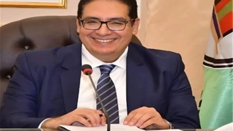 رئيس جامعة القاهرة يشهد حفل تكريم المتفوقين من أبناء أعضاء التدريس
