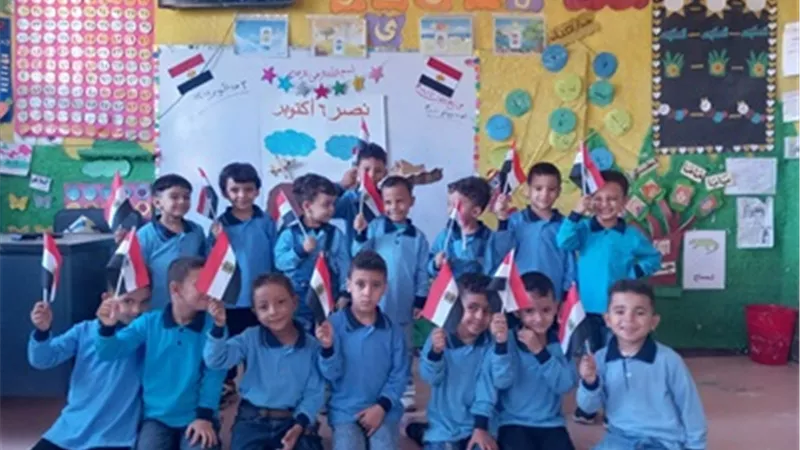 بالرسم والاعلام..احتفالات طلاب مدارس البحيرة بذكرى انتصارات أكتوبر