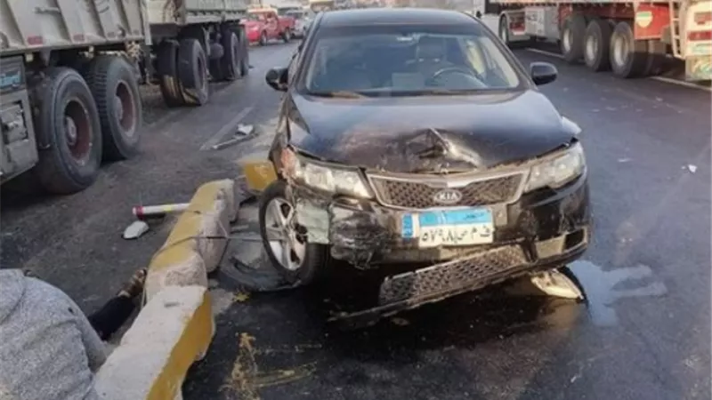 إصابة 18 فى تصادم بين 3 سيارات وتروسيكل بالطريق الإقليمى بالجيزة