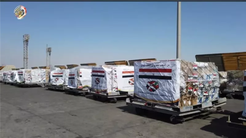 بتوجيهات رئاسية .. مصر ترسل أطنان من المساعدات الإنسانية إلى لبنان ..فيديو