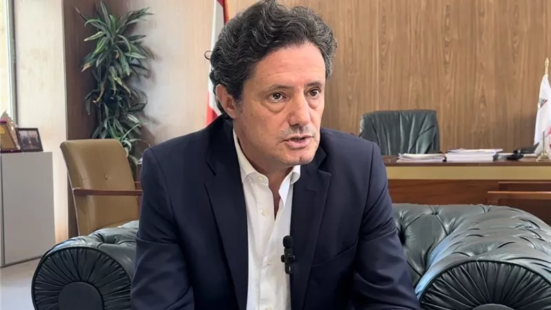 وزير الإعلام اللبناني: الاحتلال الإسرائيلي يرفض دخول أي مبادرة تهدف إلى وقف إطلاق النار
