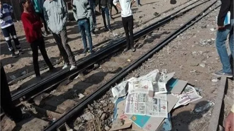 وفاة شابين صدمهما قطار القاهرة - الإسكندرية فى قويسنا المنوفية