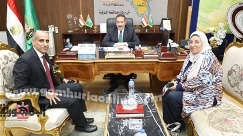 محافظ المنوفية يكرم وكيل وزارة الكهرباء السابق ويستقبل الجديد