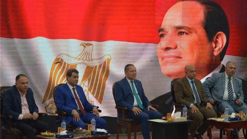 كلية التجارة بجامعة دمياط تحتفل بإستقبال الطلاب الجددوذكرى اكتوبر
