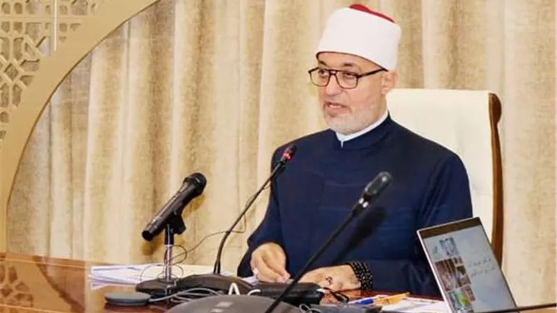 المفتي:علينا بذل الجهود لبناء إنسان واعي يميّز مقصود الفتاوى