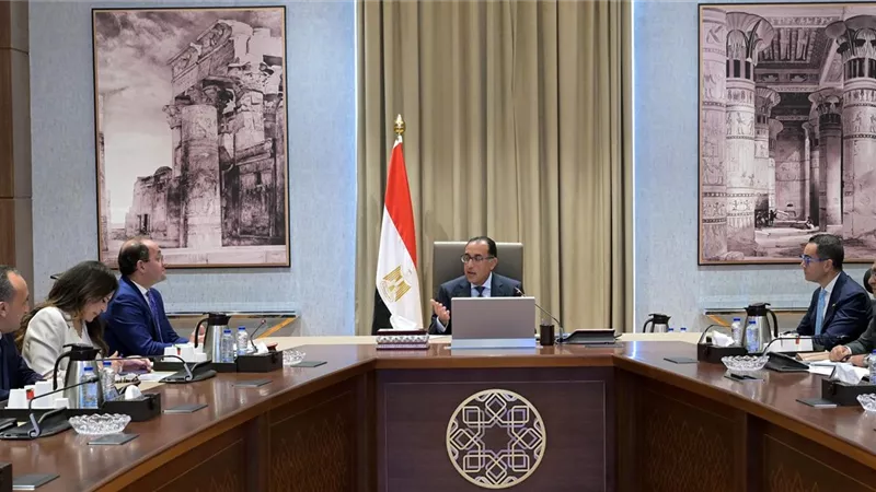 مدبولى يستعرض المُخرجات النهائية لحِزم التسهيلات الضريبية ومُحفّزات الاستثمار