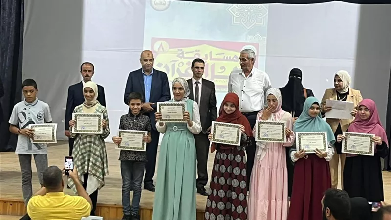 وكيل تعليم كفر الشيخ يكرم حفظة القرآن الكريم