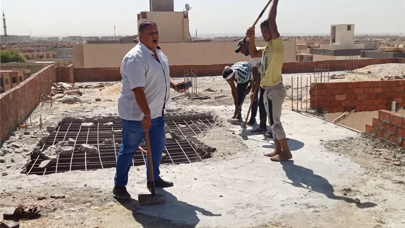 جهاز مدينة 6 أكتوبر يشن حملات مكثفة لإزالة مخالفات البناء