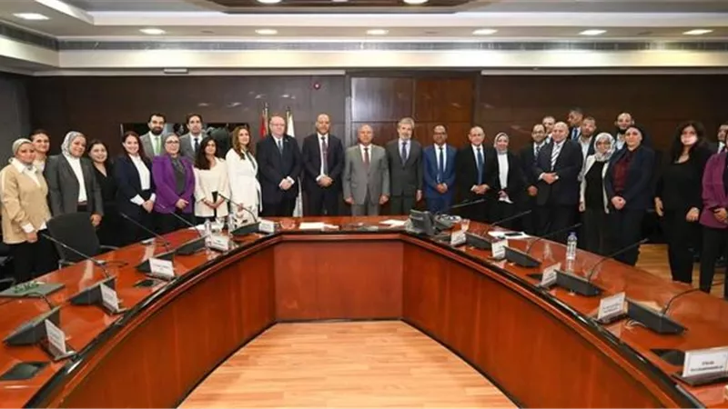 كامل الوزير يبحث مع سفير إيطاليا بالقاهرة فرص التعاون في النقل