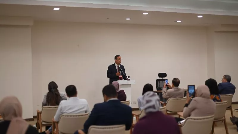 منسق المنتدي الحضري العالمي : تسليط الضوء على تطور الصناعة المصرية