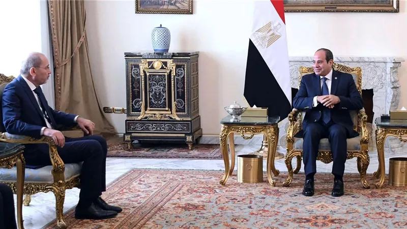 السيسي يستعرض مع الصفدي مستجدات الجهود المصرية والأردنية لتهدئة المنطقة