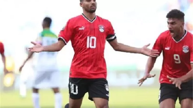 الأهلي يستقر على ضم أسامة فيصل قبل غلق باب القيد