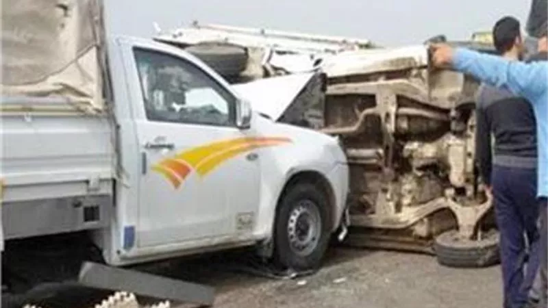 مصرع وإصابة 22 في تصادم ميني باص مع ربع نقل بطريق بلبيس - العبور