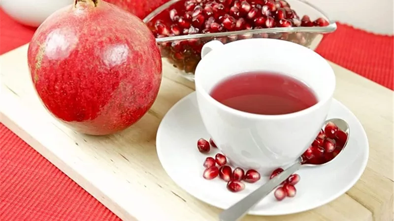 فئات عليها تجنب شرب شاي قشر الرمان