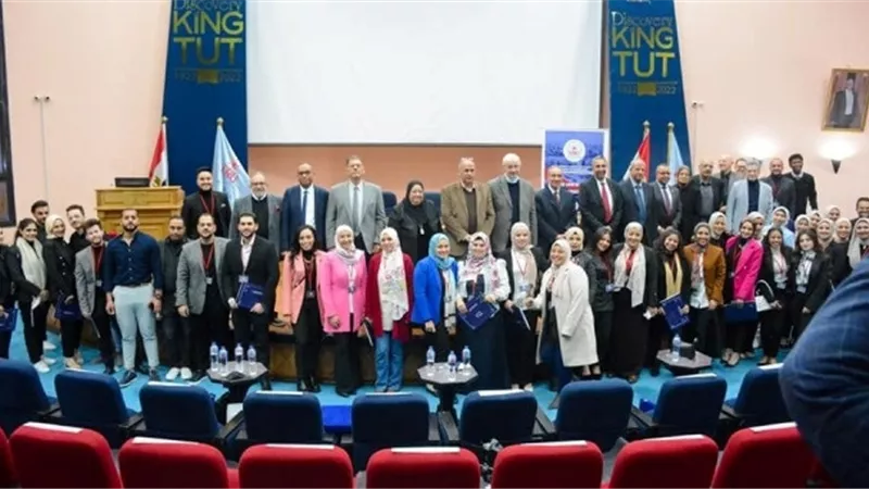 الجامعة المصرية الروسية تعلن اعتماد برنامج الهندسة المعمارية صور