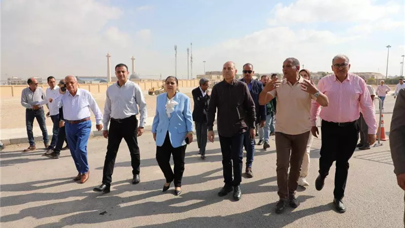 محافظ القاهرة: انشاء ساحتى انتظار للسيارات لاستيعاب كثافات المشاركين