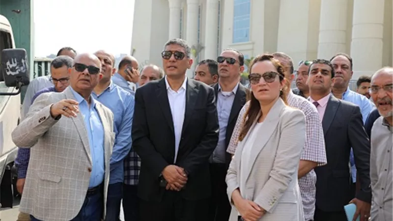 محافظ الجيزة يتفقد أعمال التطوير بمحيط محطة قطارات بشتيل