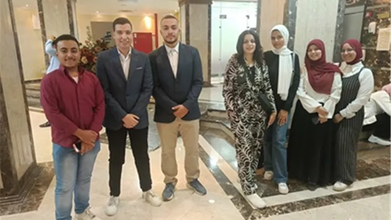 طلاب جامعة أسيوط الأهلية يشاركون في دوري عباقرة الجامعات