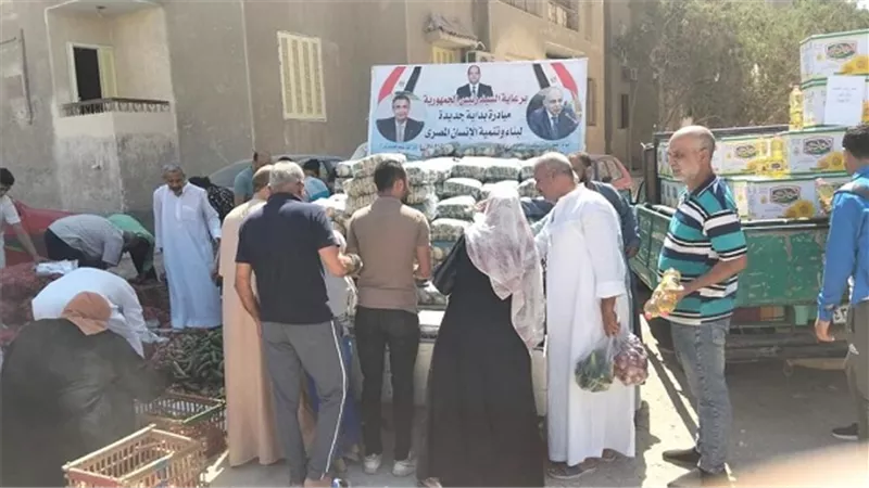 تخصيص 6 سيارات متنقلة لبيع السلع واللحوم بالمنيا الجديدة