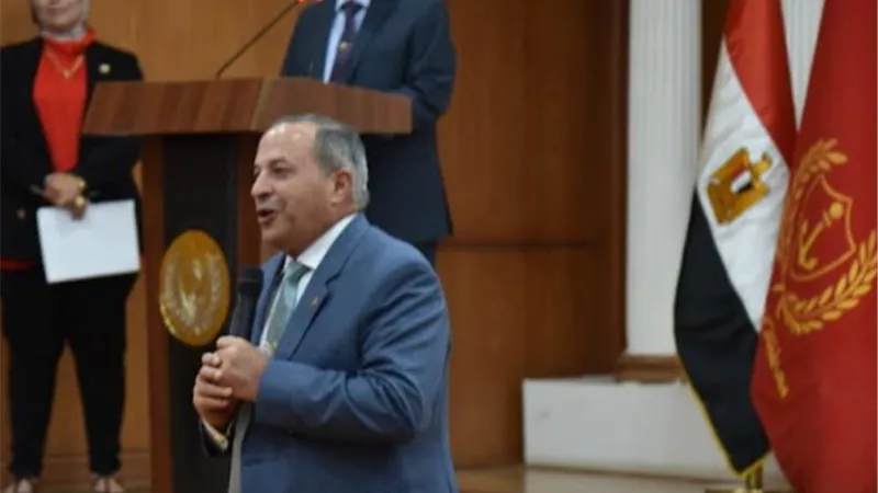 حبشى يطالب بتكاتف الجهود لدعم وازدهار ميناء غرب بورسعيد