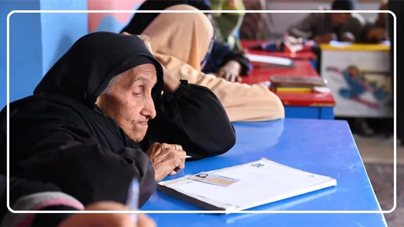 الاسلام دعا إلى تعليم الكبار ومحو أميتهم