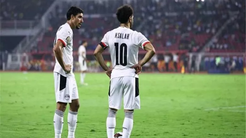 صلاح ومرموش يقودان هجوم الفراعنة فى مواجهة موريتانيا