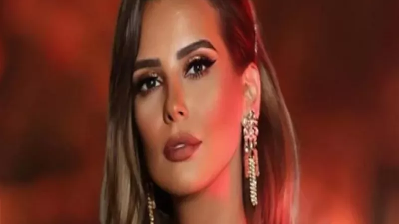 إيمان العاصي تكشف صعوبات واجهتها خلال انفصال والديها