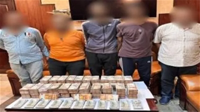 ضبط 5 لقيامهم بسرقة مبلغ مالى من داخل وحدة سكنية فى الإسكندرية